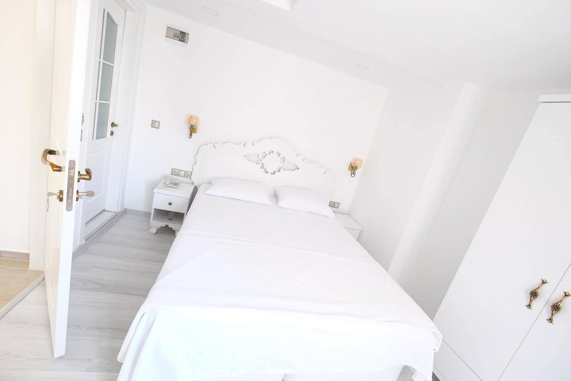 Bugra Alacati (Adults Only) Buitenkant foto